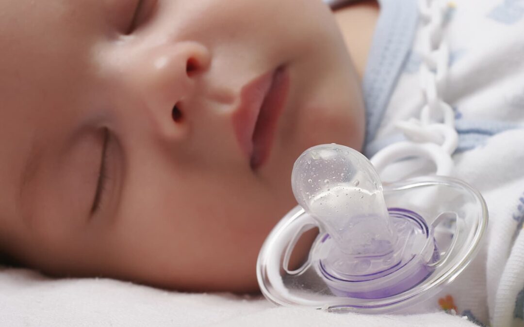 10 Top Tips for using dummies or pacifiers